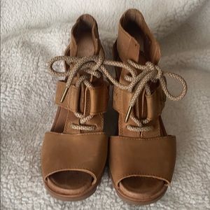 Sorel open toe wedge